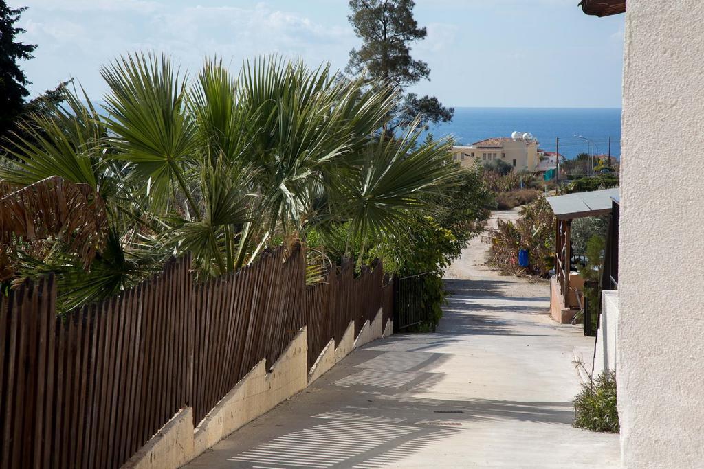 Coral Bay Sunkiss Villa エクステリア 写真