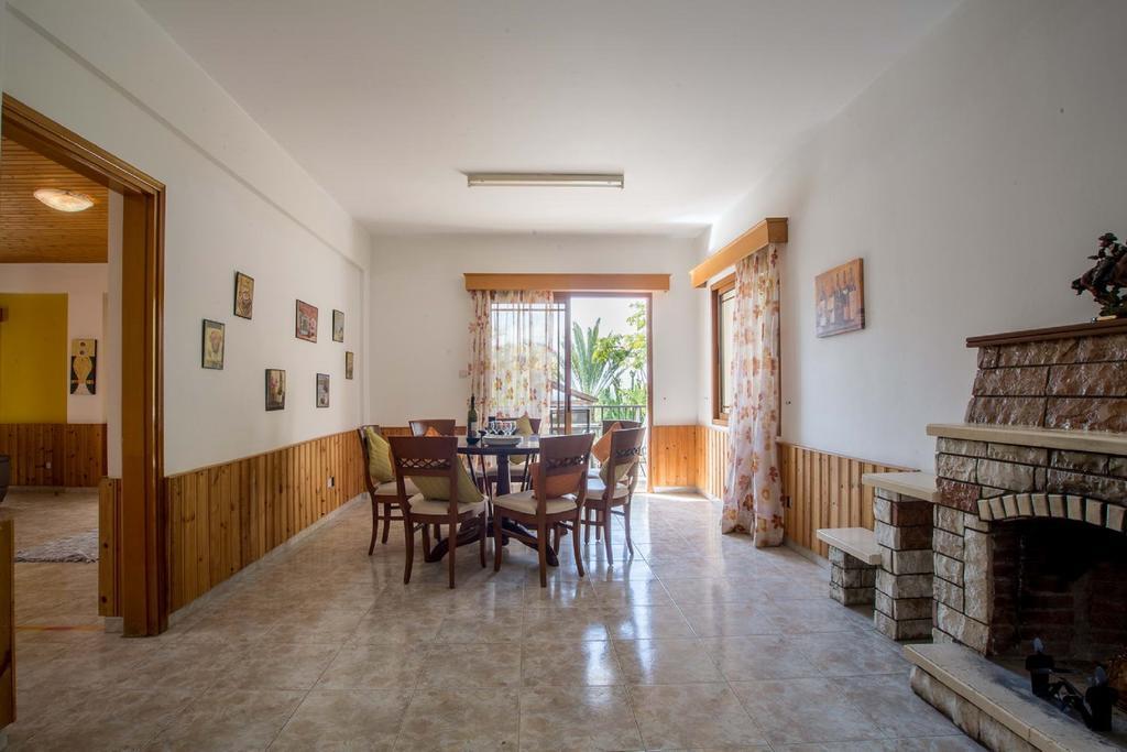 Coral Bay Sunkiss Villa エクステリア 写真